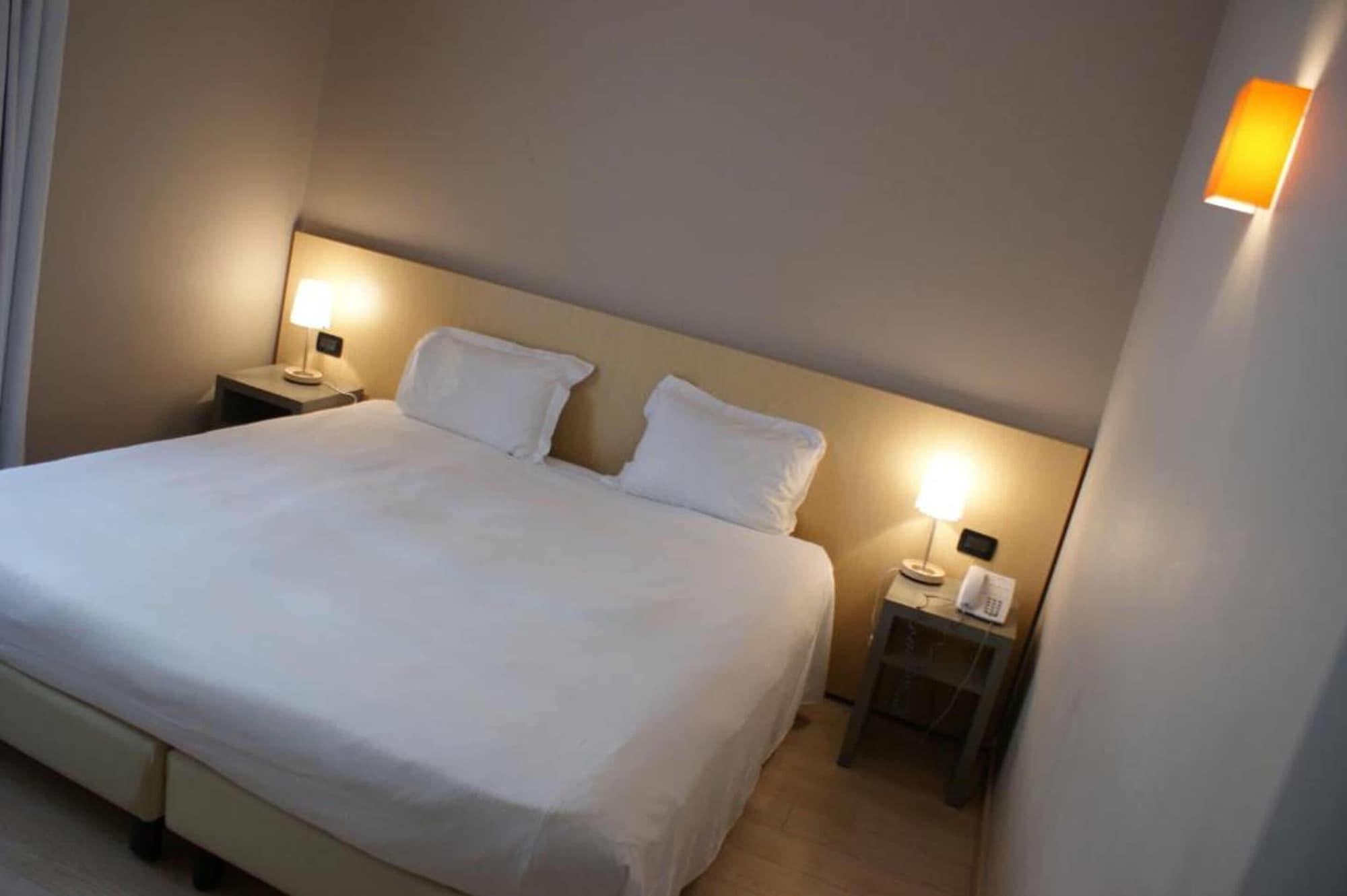 Hotel Aniene Рим Экстерьер фото