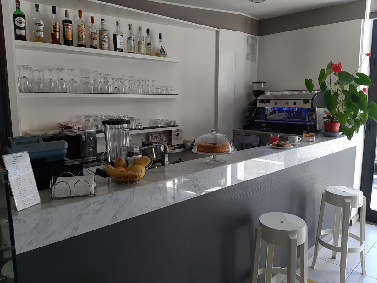 Hotel Aniene Рим Экстерьер фото